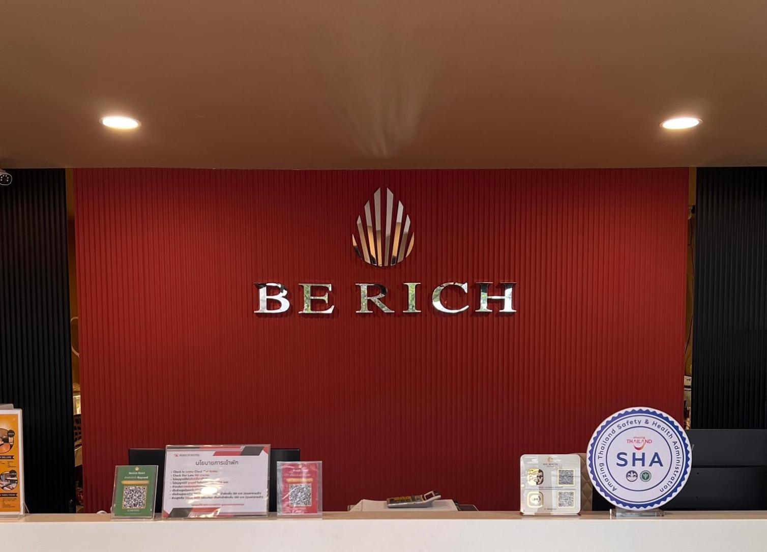 Berich Hotel Tak Exterior foto